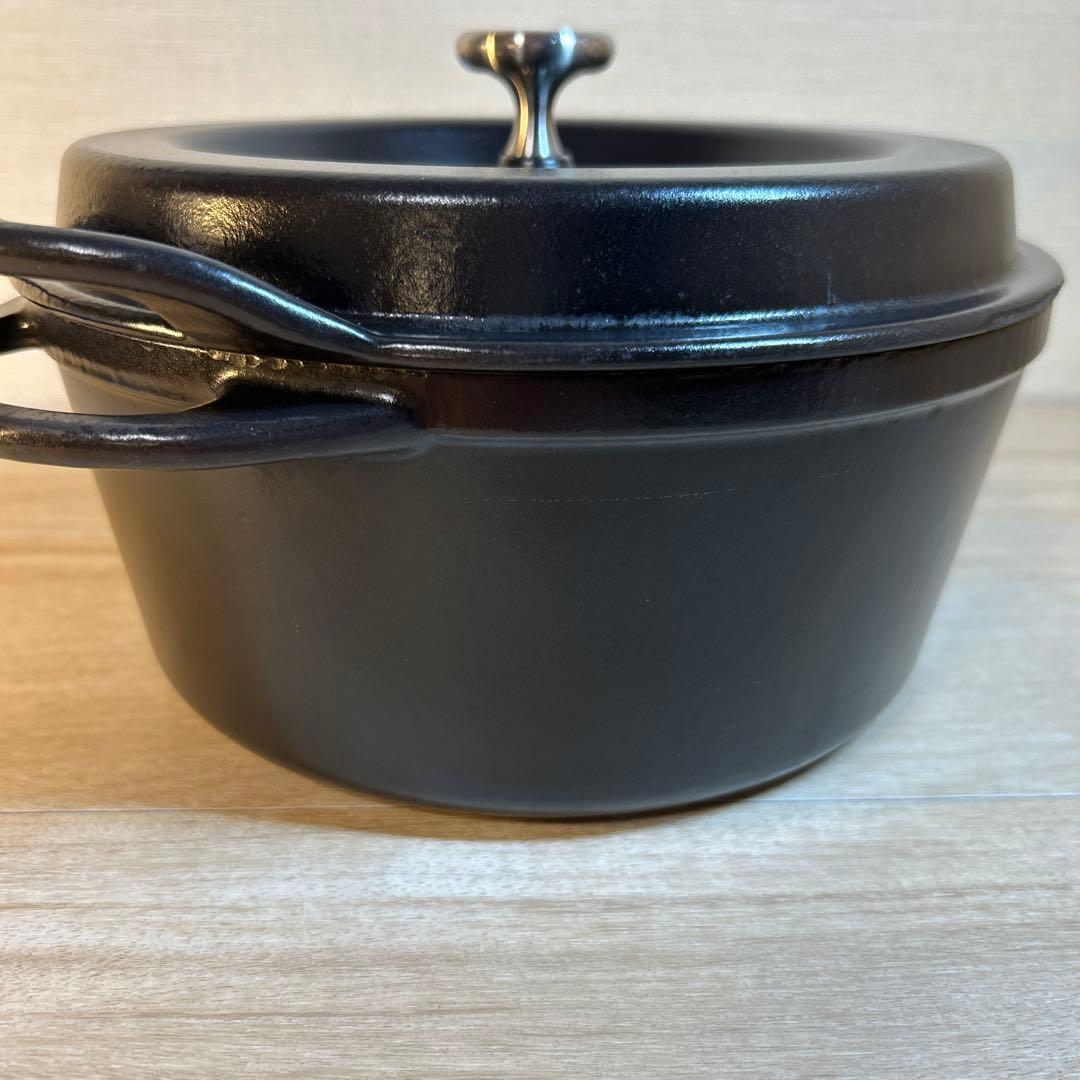 バーミキュラ　オーブンポットラウンド　22cm ブラック　両手鍋　鍋