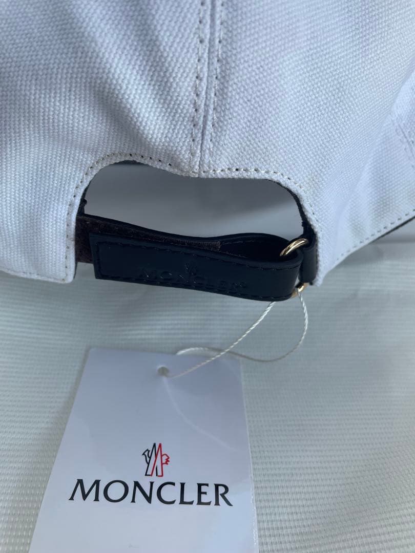 モンクレール帽子