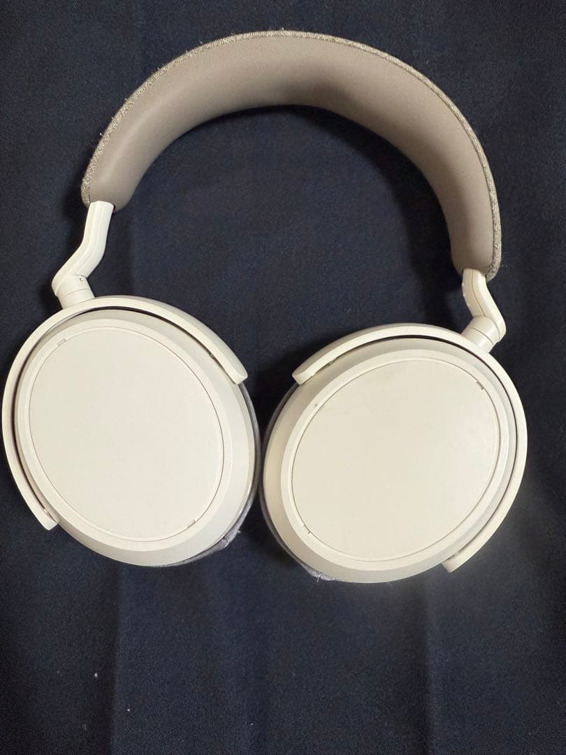 ヘッドホン Sennheiser MOMENTUM 4 Wireless