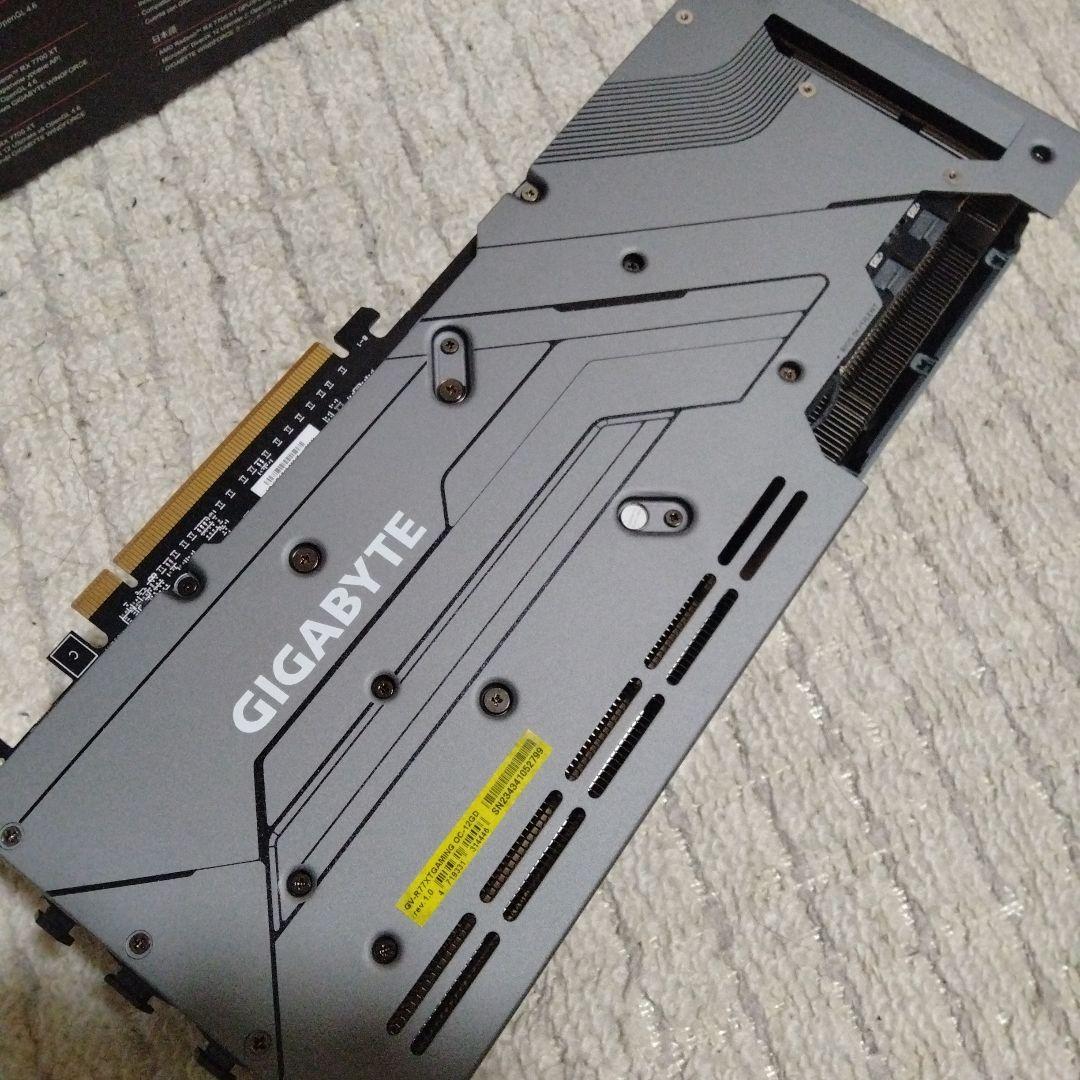 【美品】GIGABYTE Radeon RX 7700 XT OC 12GB