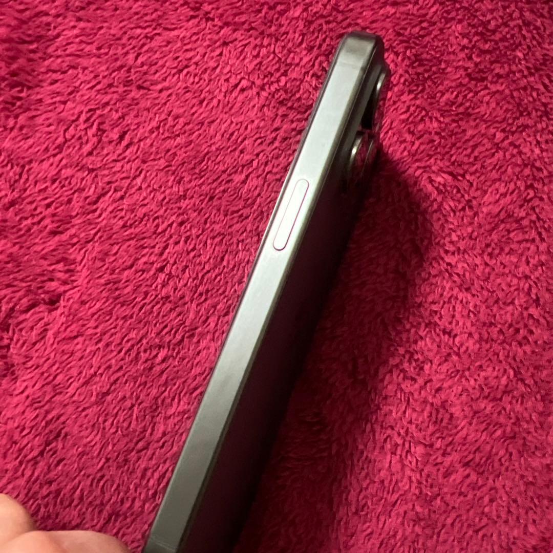 ち*わ様 F*n様 【中古】iPhone15pro 512gb 箱付き