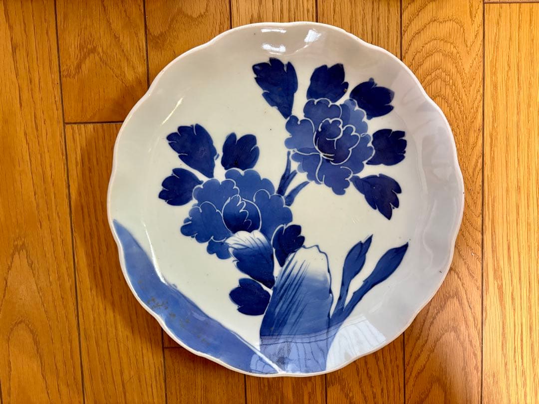 骨董品　江戸時代　古伊万里　 染付大皿　牡丹、秋海堂　3枚