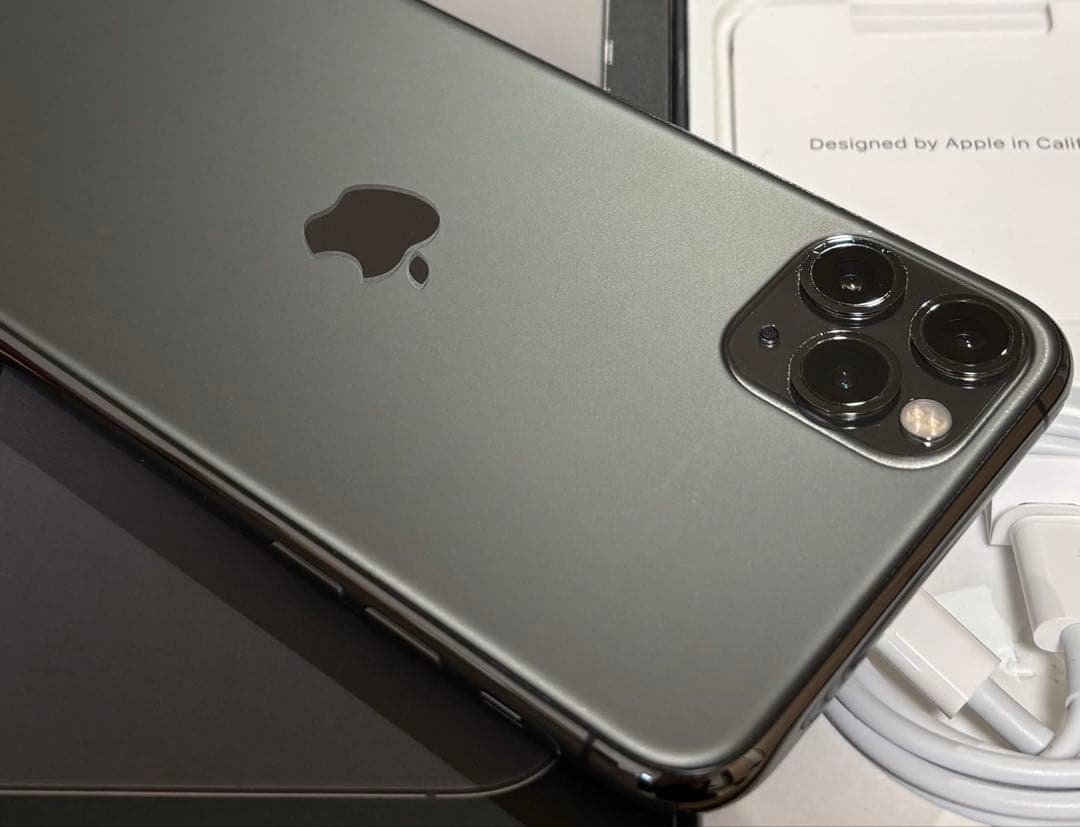 【美品】iPhone 11 PRO MAX 512GB スペースグレイ　動作良好