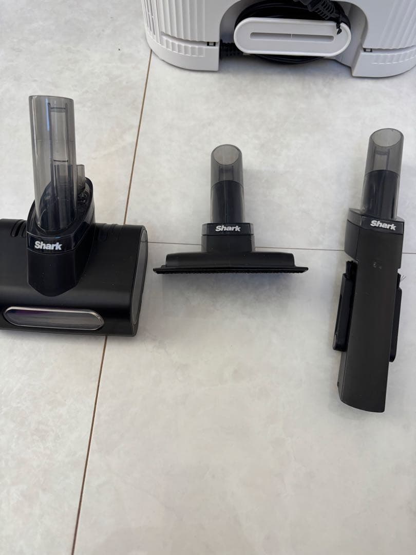 【美品】Shark LC351JWH ミスティックホワイト シャーク