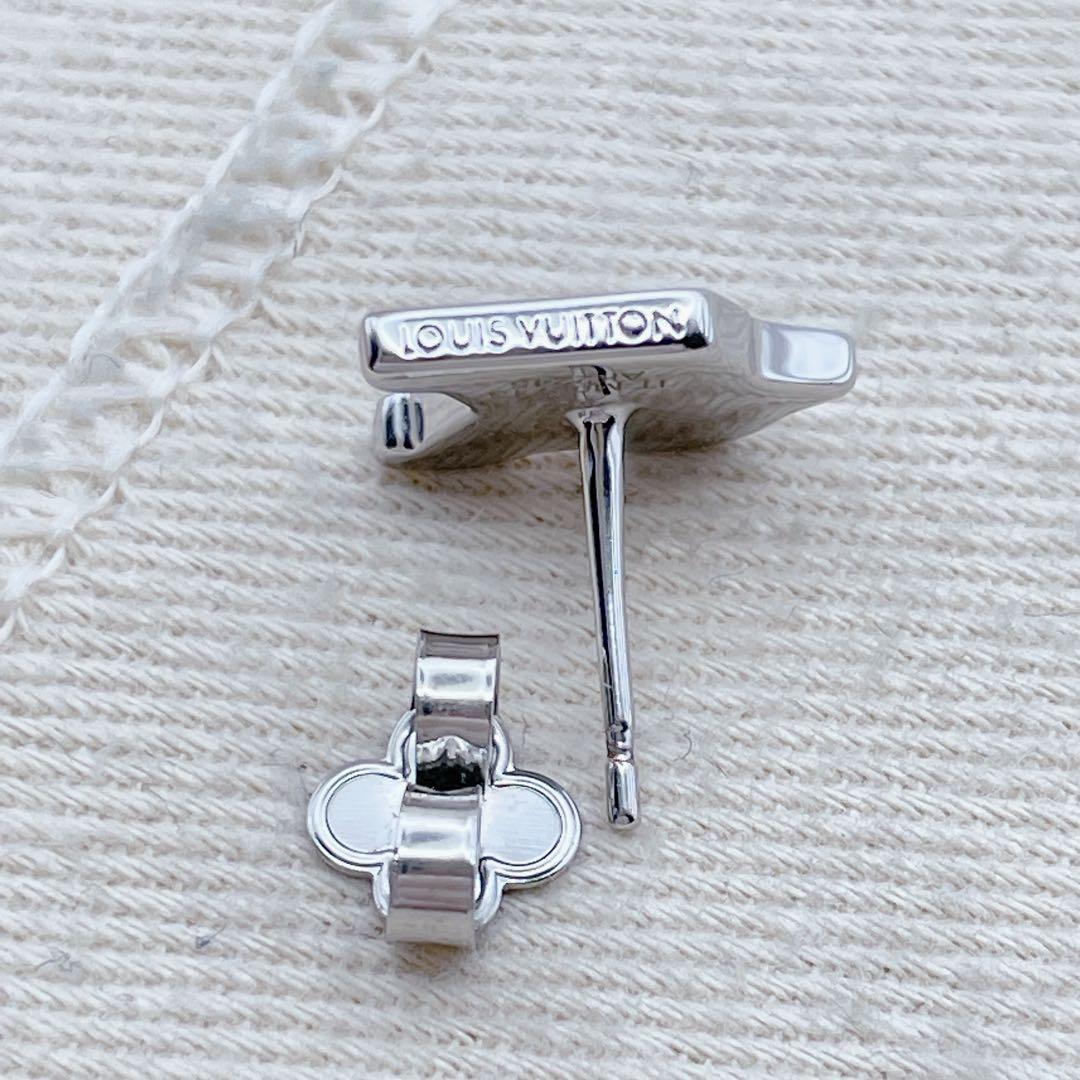 LOUIS VUITTON ピアス　モノグラム　LVフラワー　シルバー　片耳用