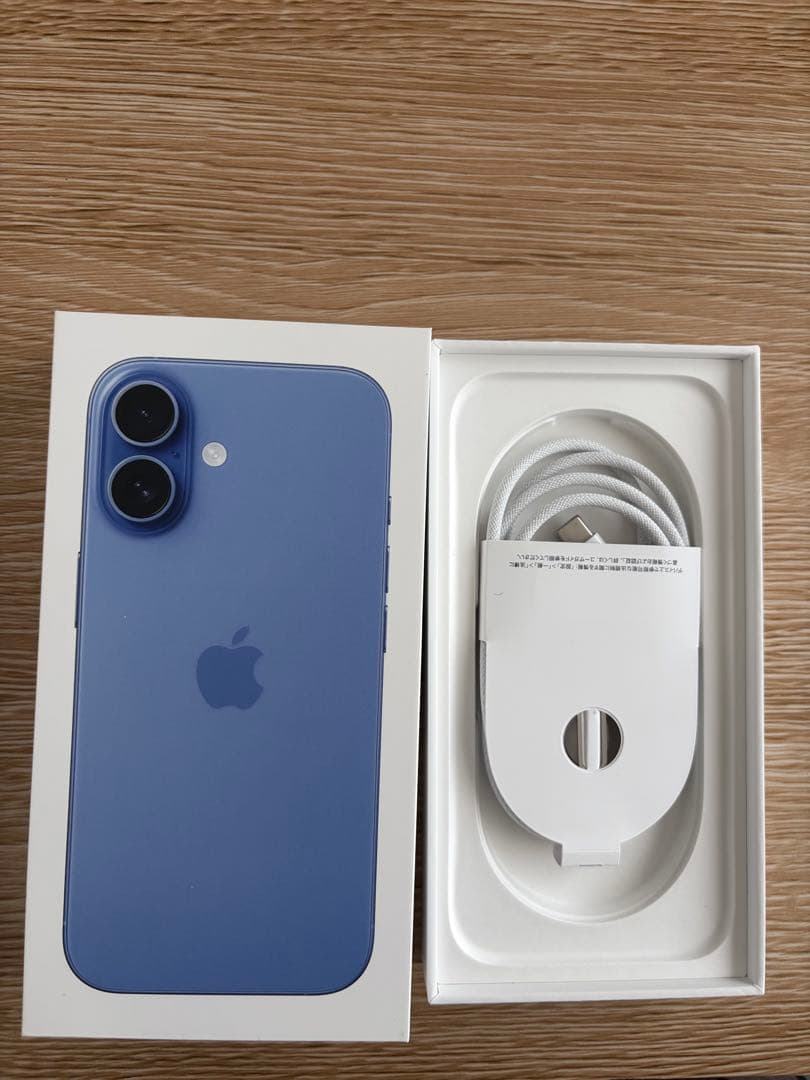 Apple iPhone 16 256GB ウルトラマリン