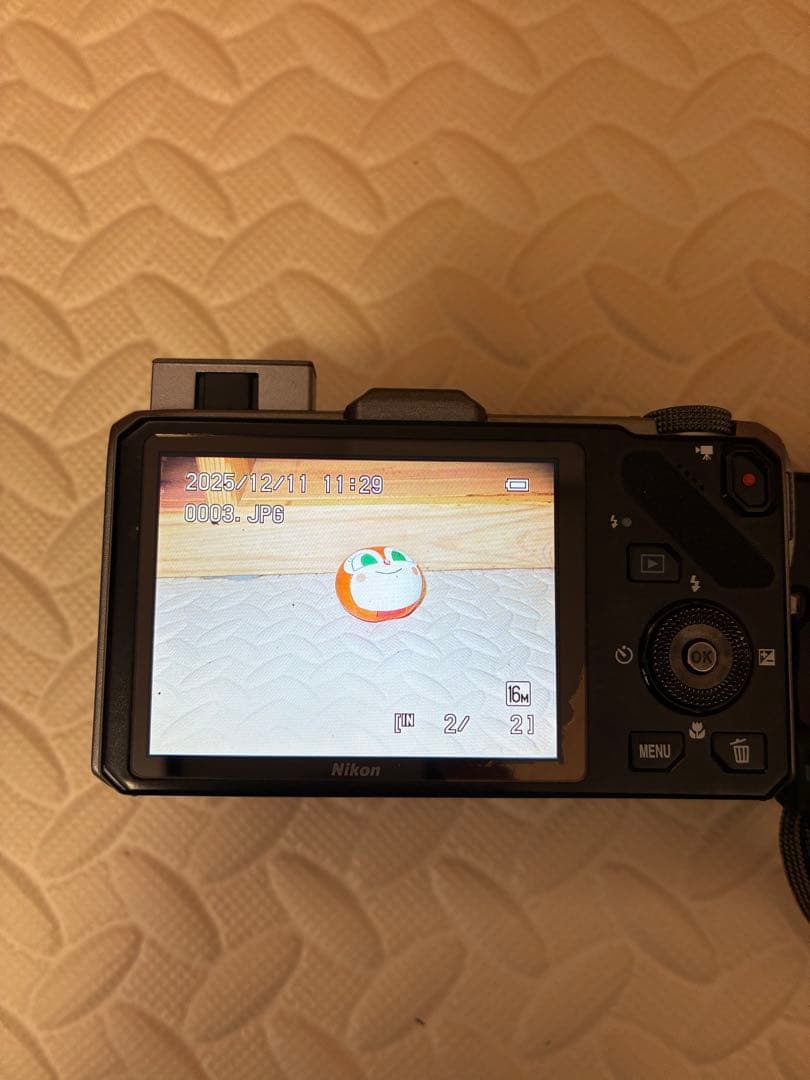 美品　nikon coolpix s9300 デジタルカメラ