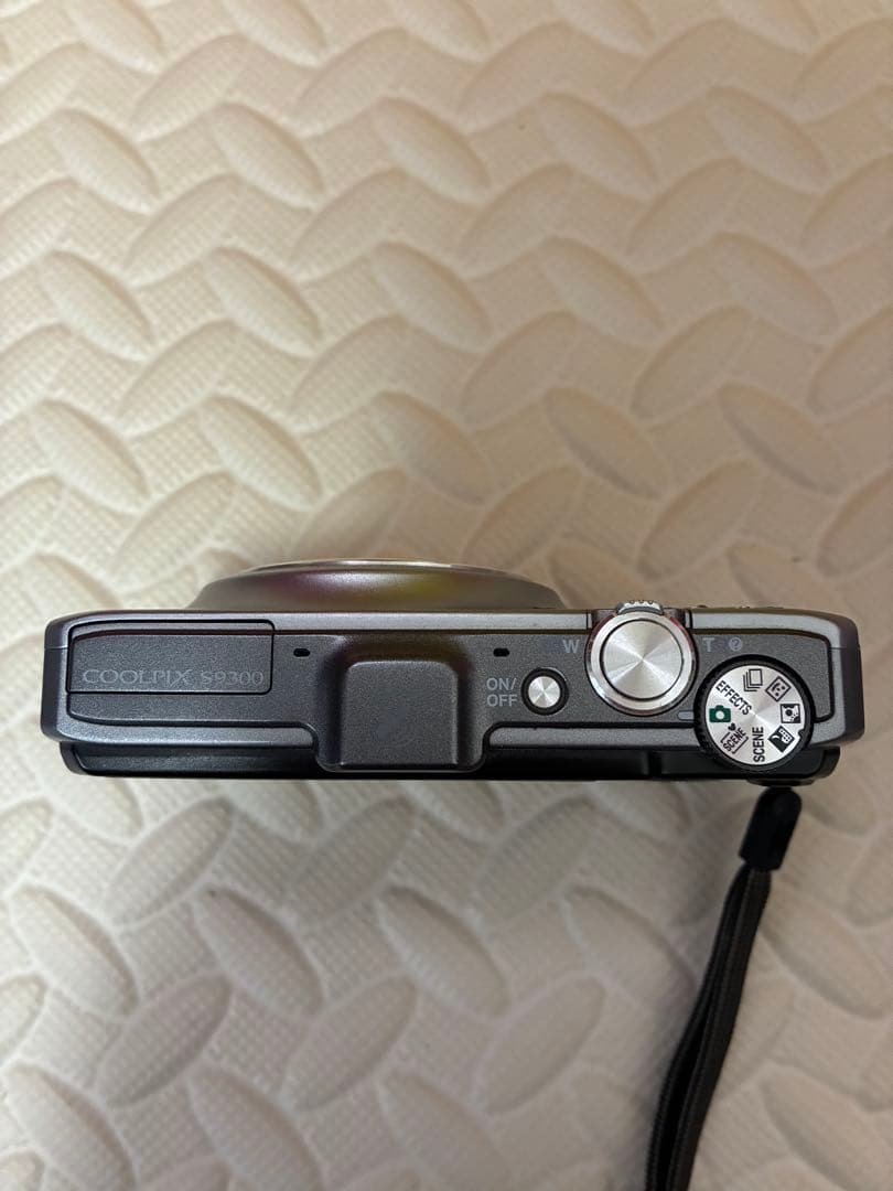 美品　nikon coolpix s9300 デジタルカメラ