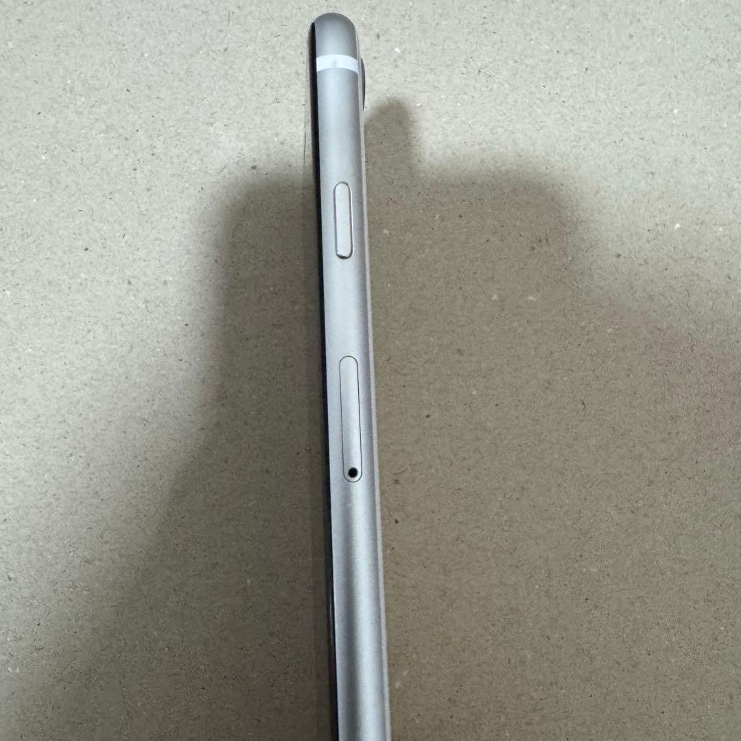 iPhoneSE (第2世代) PRODUCT(white) 本体 SIMフリー