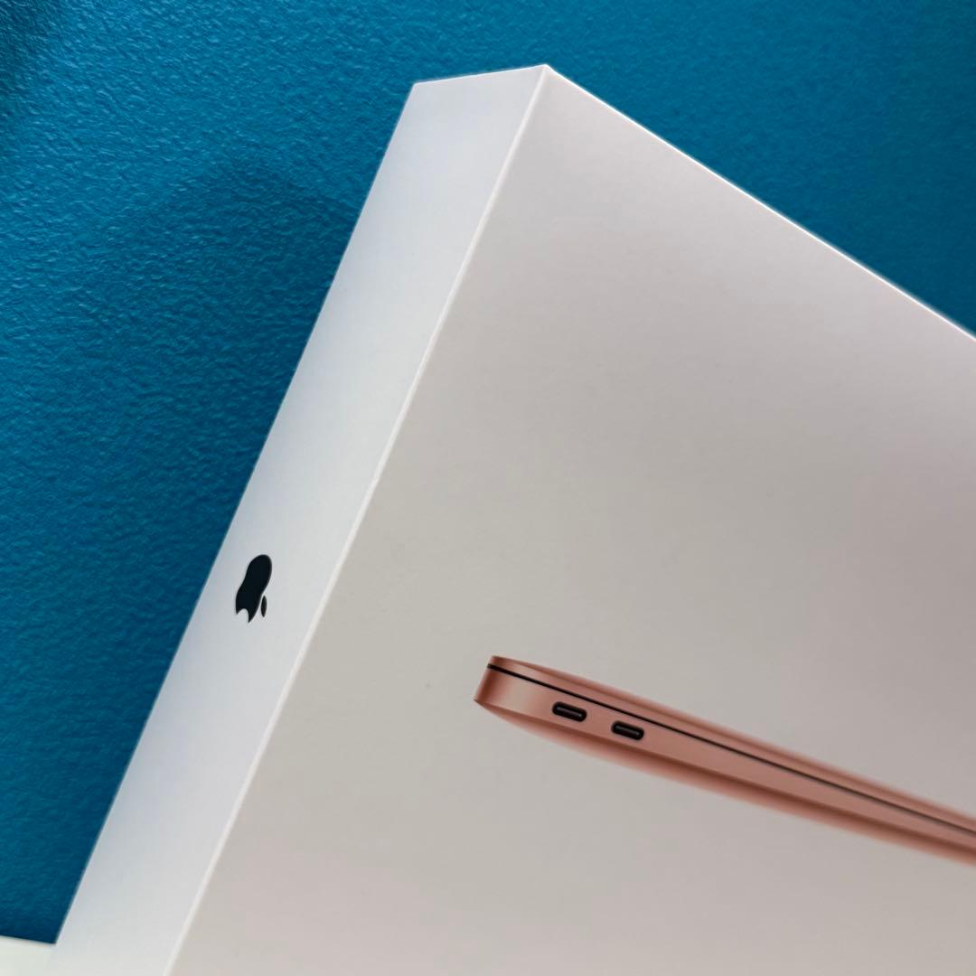箱ありMacbook Air2020 ゴールド Corei5 256GB 8GB