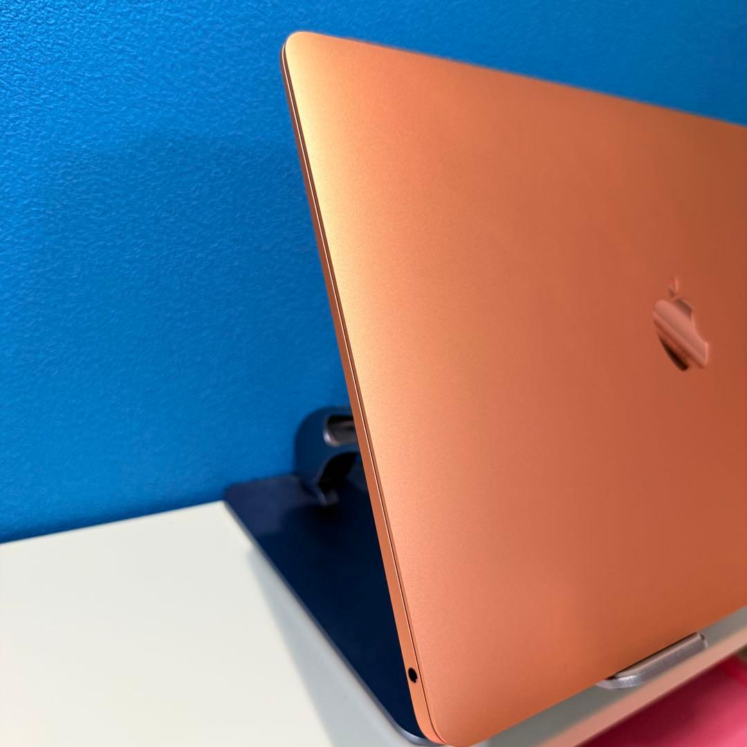 箱ありMacbook Air2020 ゴールド Corei5 256GB 8GB