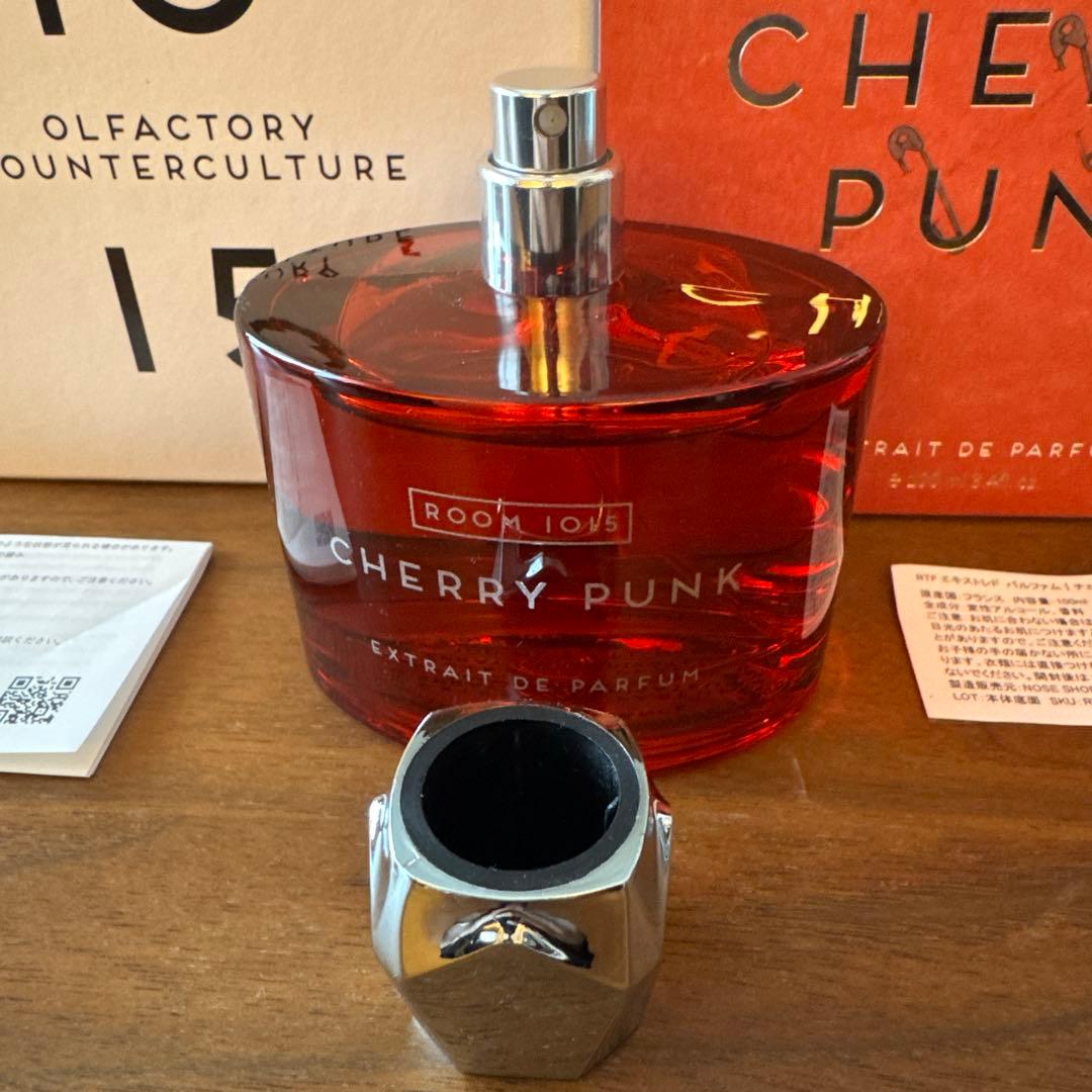 ROOM 1015 CHERRY PUNK エクストレクト・ド・パルファム