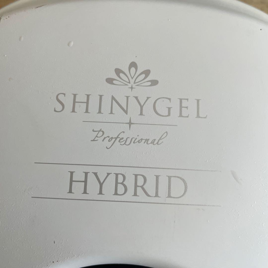 SHINY GEL HYBRID UV/LEDライト　有線とおまけ
