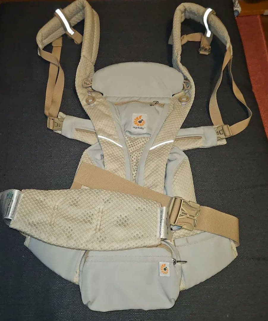 エルゴ　抱っこ紐　オムニブリーズ　人気色　極美品　新生児から４歳ごろまで