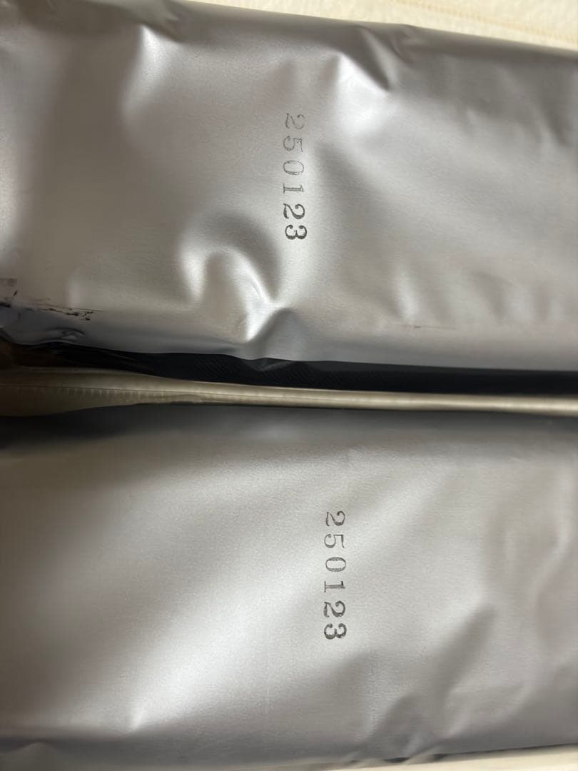 シームレスタイヤ 2本セット　　値下げ可能です。