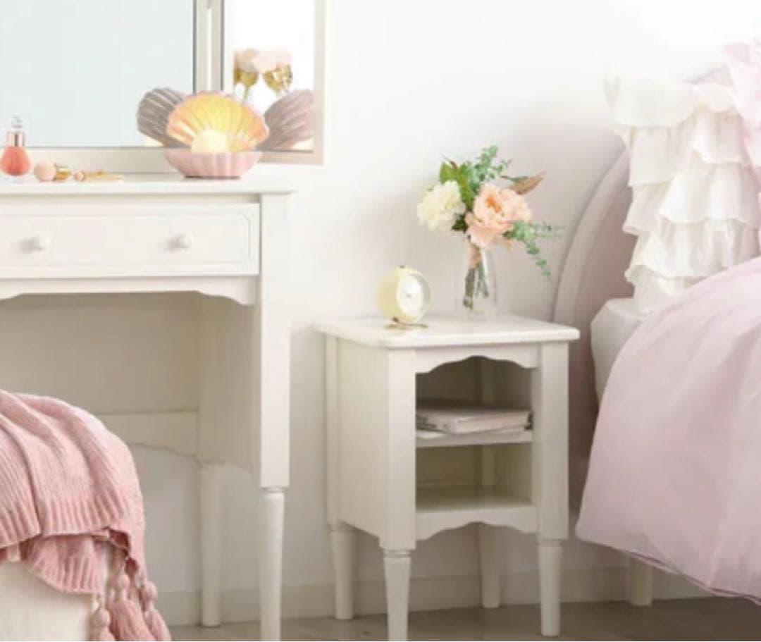 本日中値下げ　フランフラン　ミーオ　ナイトテーブル　ホワイト