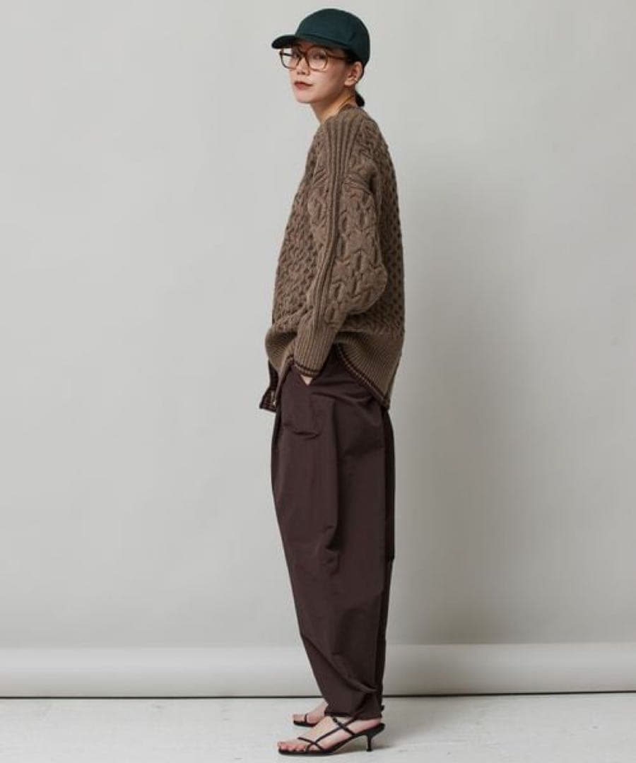 新品タグ付✨️カレンソロジーラムズアランニットカーディガン ケーブル柄 ブラウン