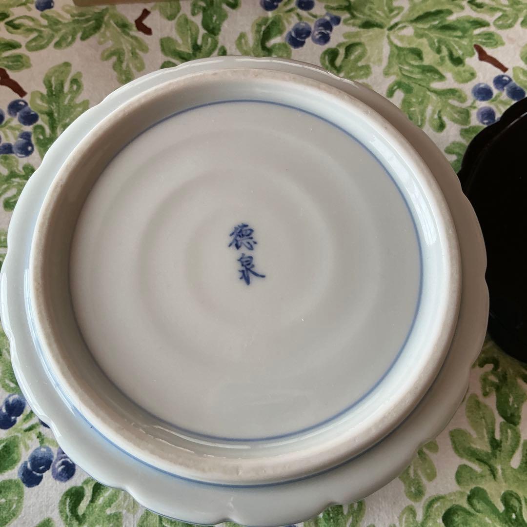 西村徳泉造　桶川染付水指　輪花口　紫翠窯