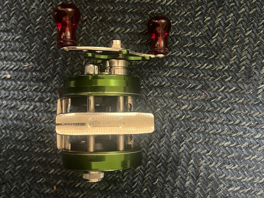 アブガルシア　2500C アンバサダー　グリーン