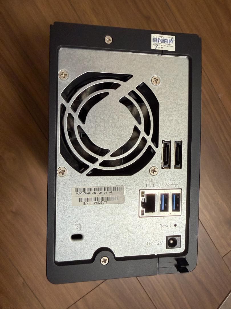 QNAP TS-219P II NAS（ネットワークHDD）01