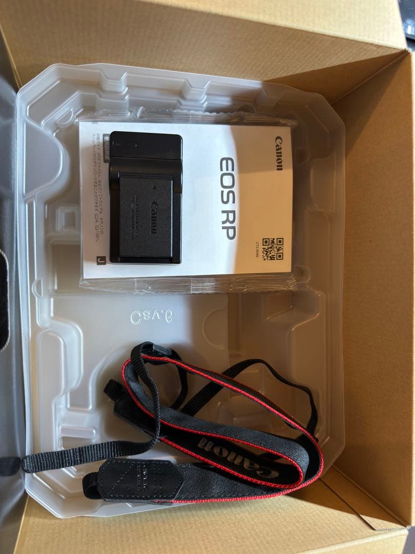 Canon EOS RP ミラーレス一眼 カメラ(本体のみ)