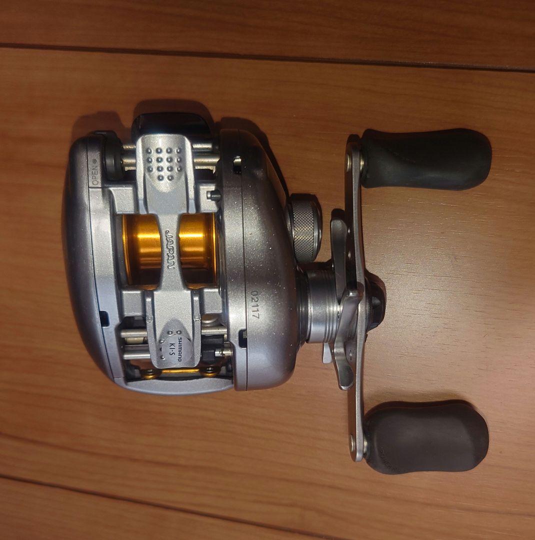 SHIMANO 07メタニウムMg ベイトリール