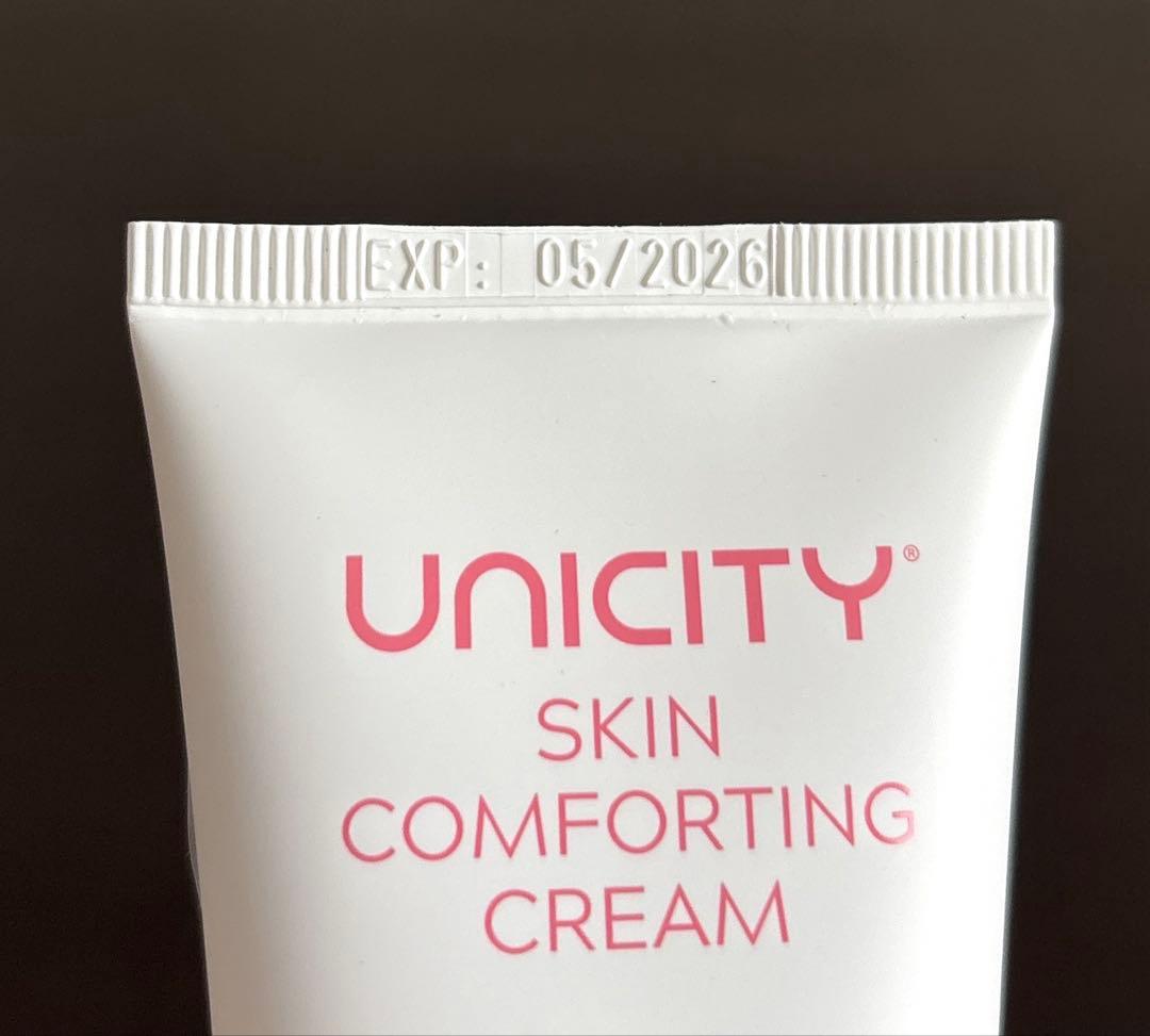 ユニシティ　スキンコンフォーティングクリーム(旧) ②、H2Tオイル①