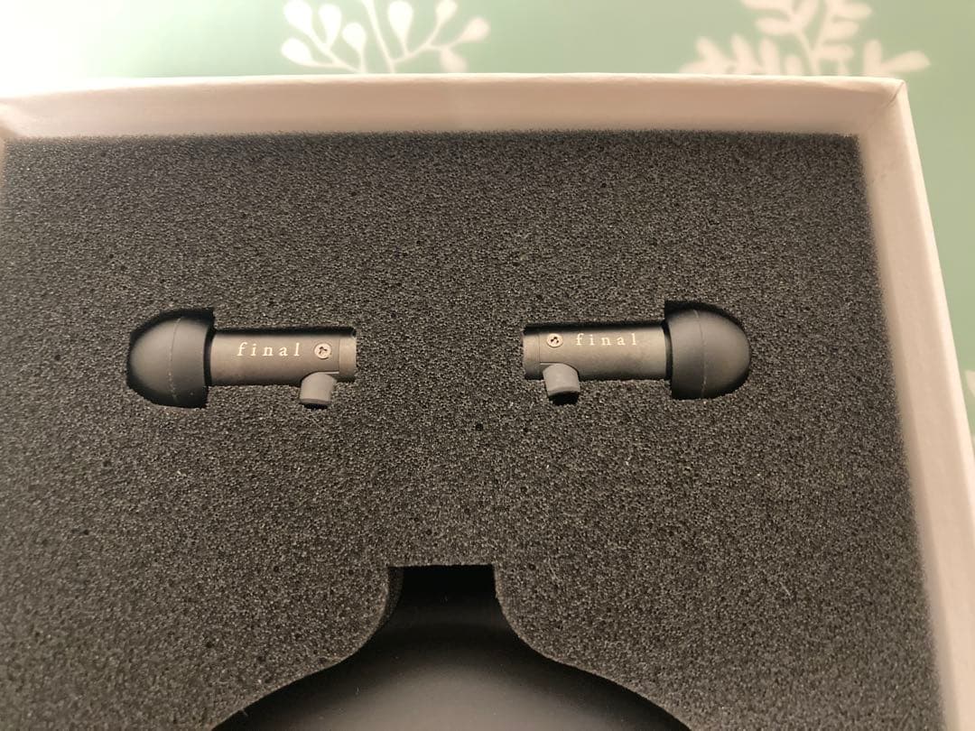 final S3000 リケーブル可能イヤホン