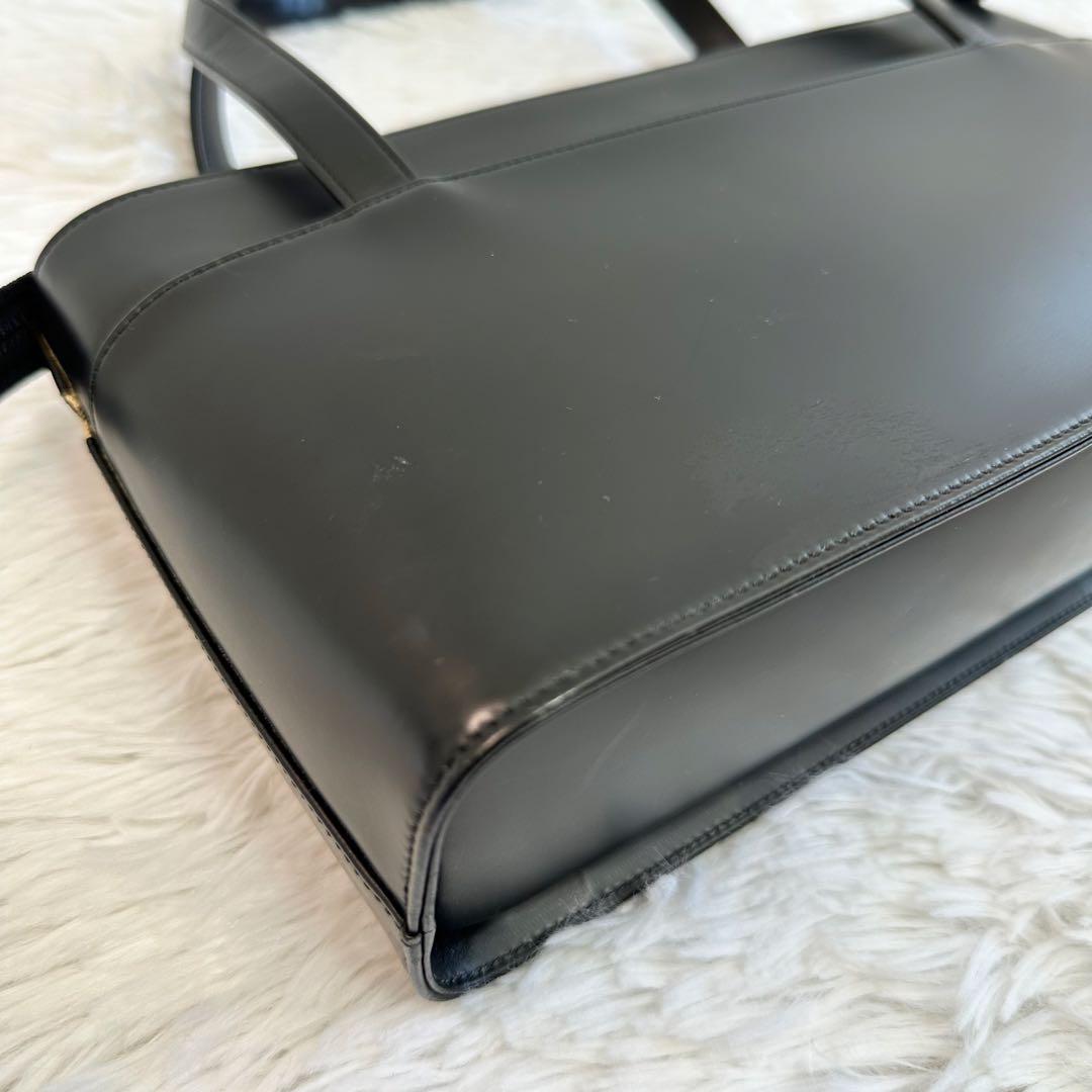 Burberry バーバリー レザー ハンドバッグ ノバチェック 黒 ブラック