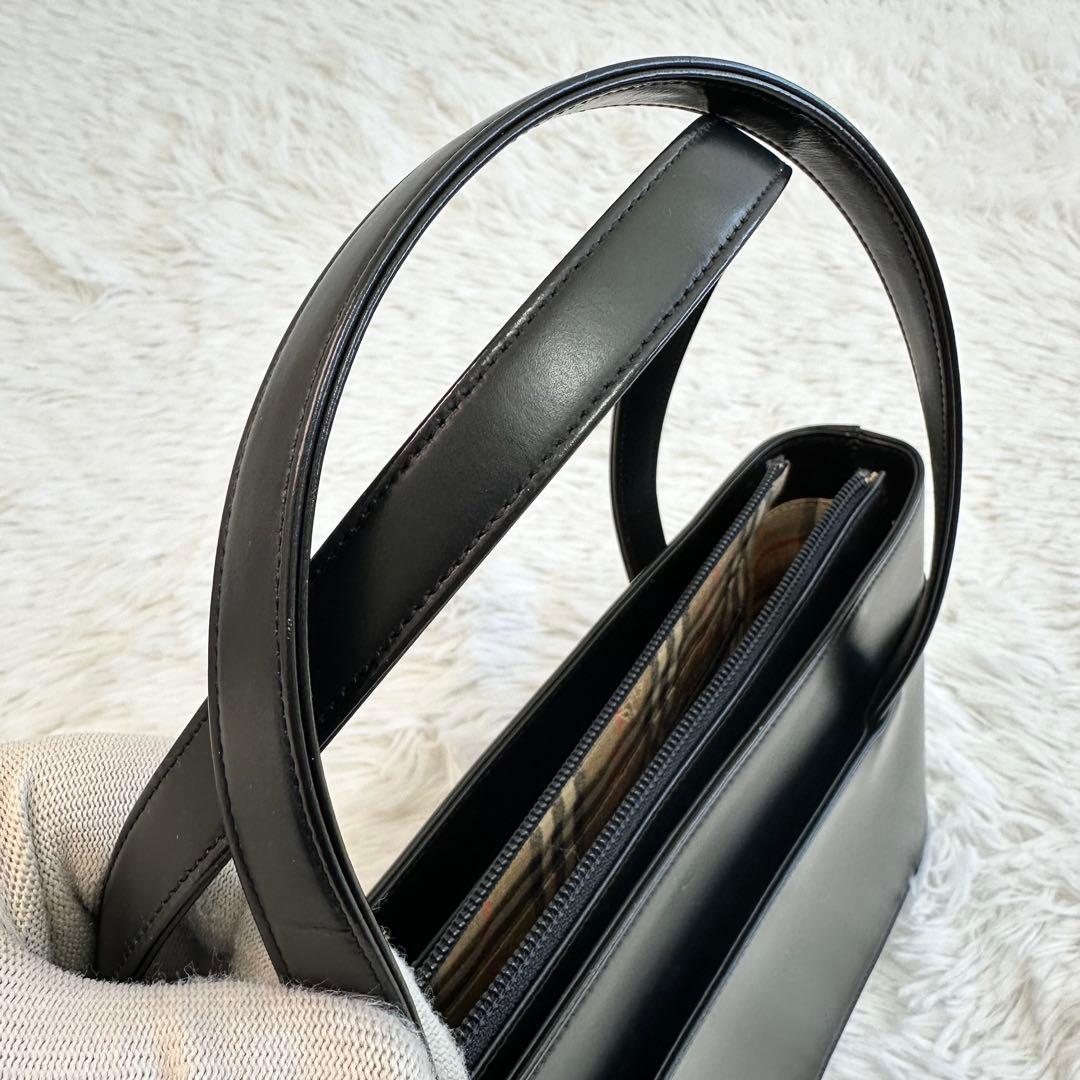 Burberry バーバリー レザー ハンドバッグ ノバチェック 黒 ブラック