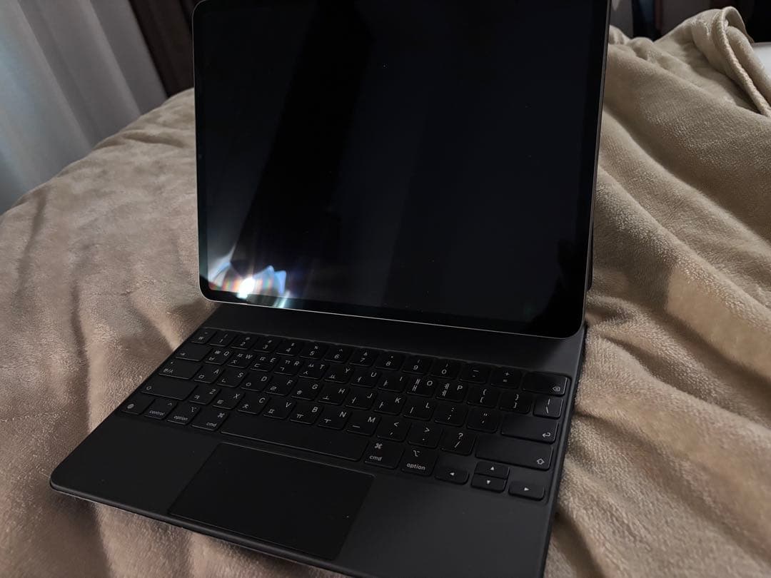 【美品】iPad Pro 12.9(M1)第5世代 1TB+純正キーボード