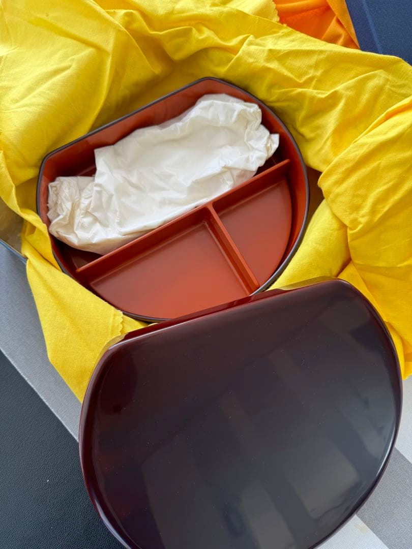 15万以上のお品　本物輪島塗お重　弁当箱にもお正月