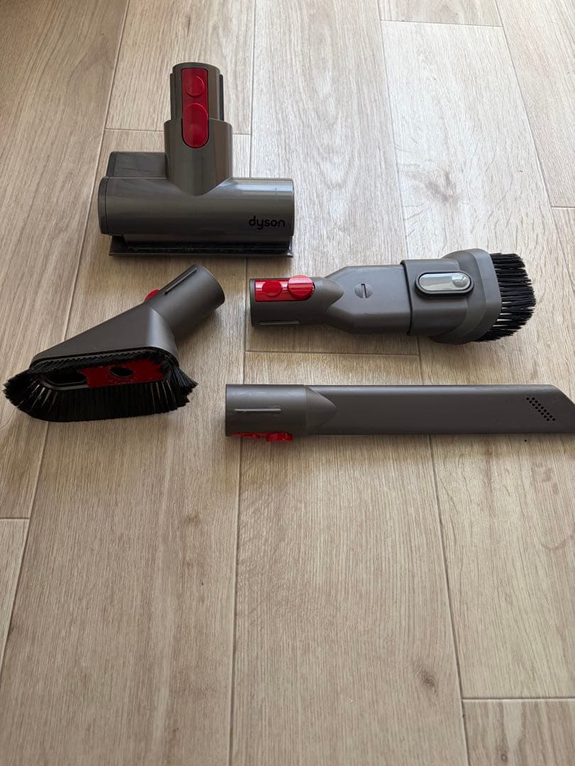 ダイソン Dyson Cyclone V10 Fluffy