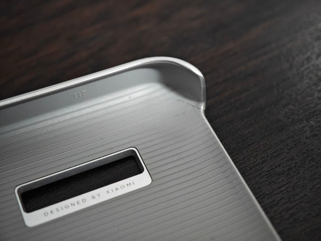 Xiaomi 14 Ultra グローバル版(512G/白) キット黒、白付属