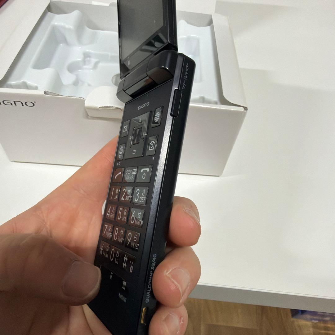 ニ*コ様 美品 SIMロック解除可 701KC ガラホ 通信確認済 ワンセグ