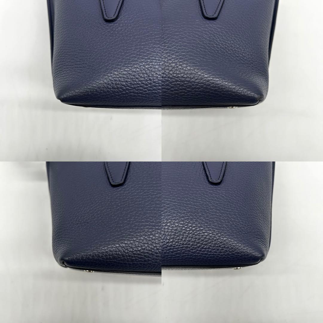 【美品】トッズ 2way ジョイミニ ハンドバッグ レザー ネイビー 斜め掛け