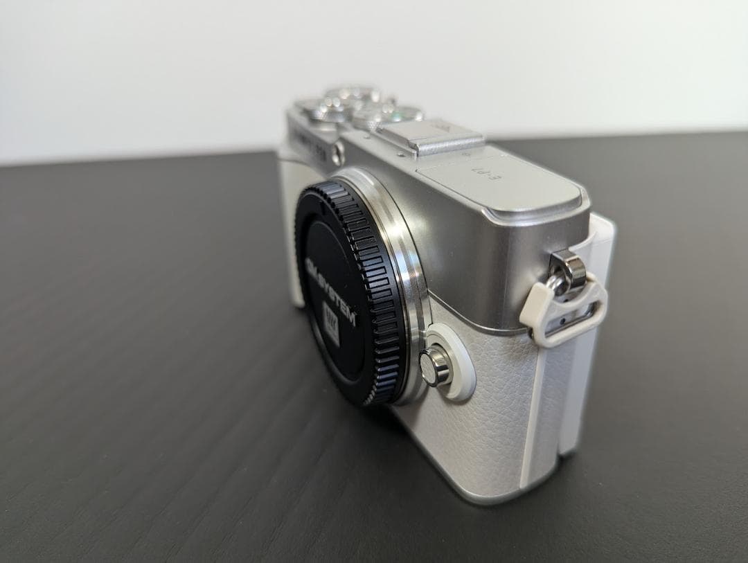 【シャッター数377】OLYMPUS PEN E-P7 EZ ダブルズームキット