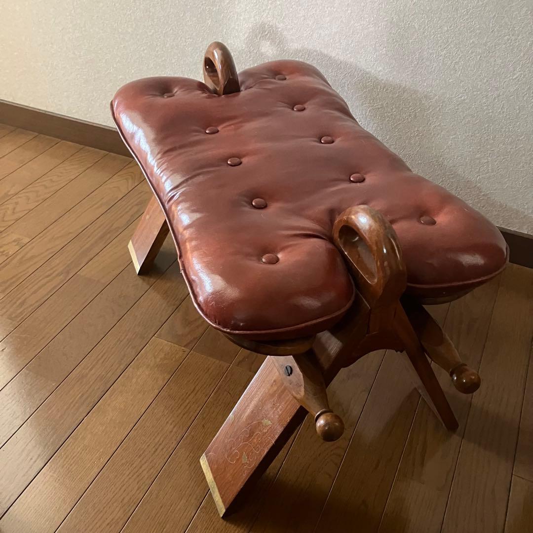 アンティーク　クッション付きスツール