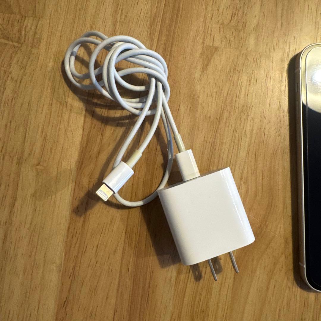 Apple iPhone 12 ホワイト 本体　128GB