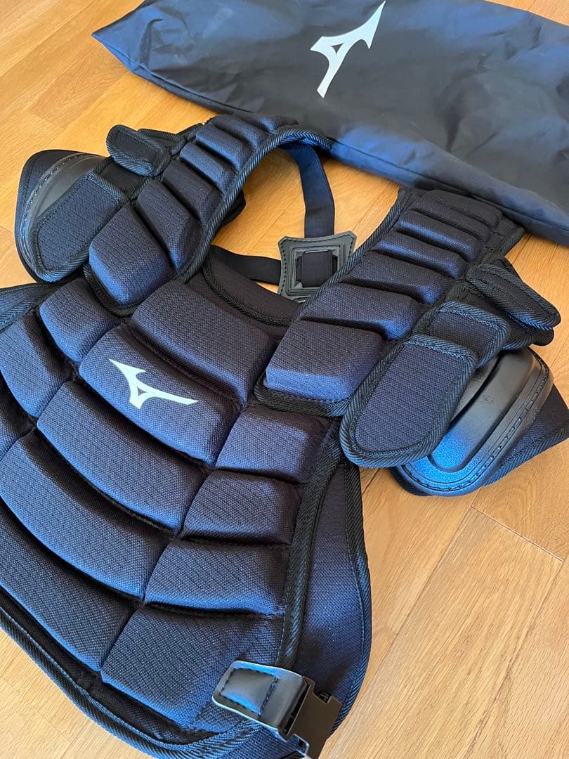 ★Mizuno 硬式・軟式兼用　審判用防具★