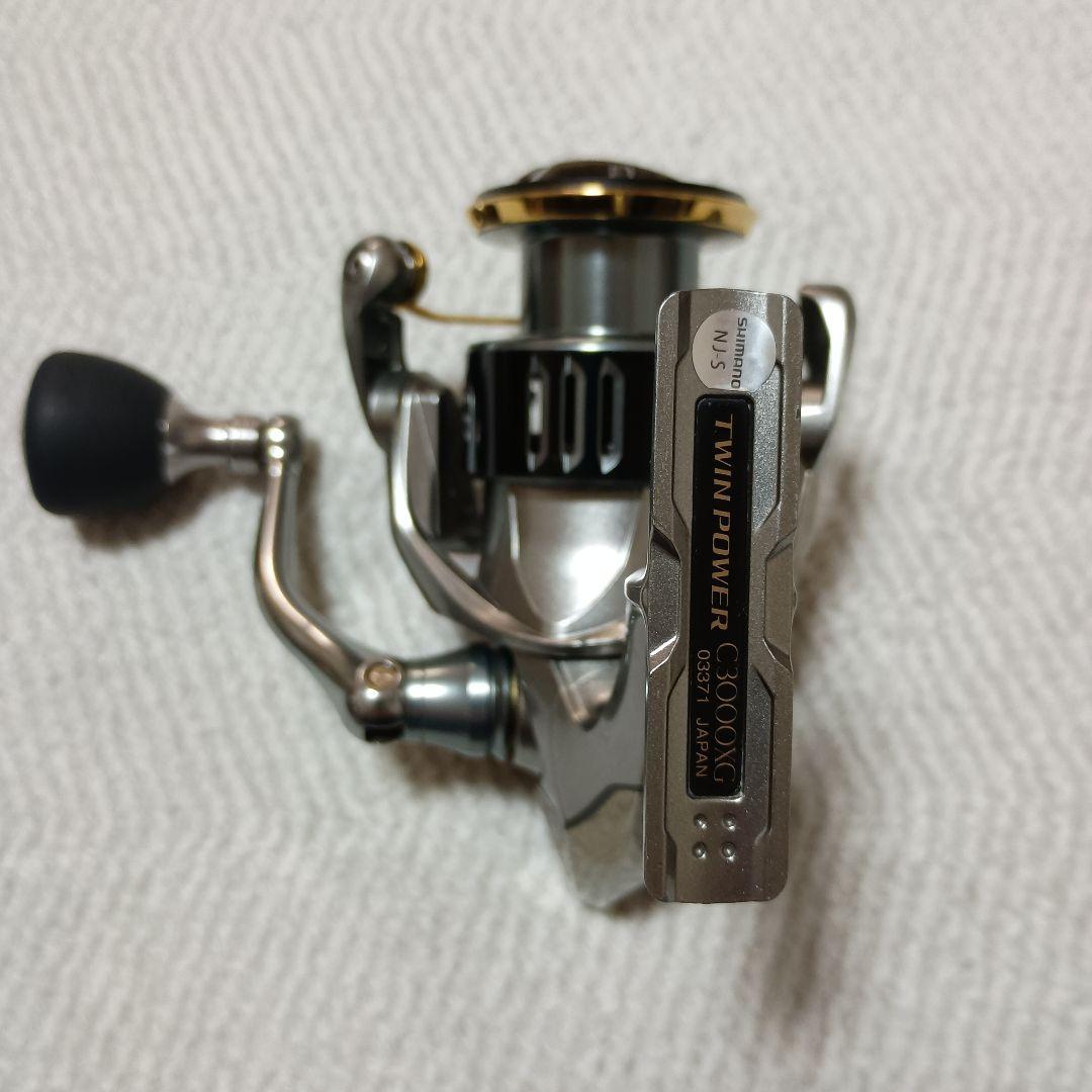 SHIMANO 15TWIN POWER C3000XG スピニングリール