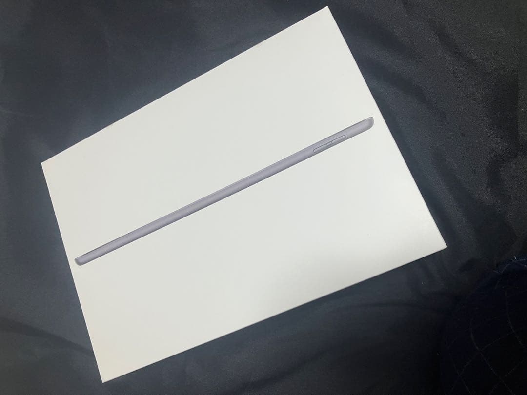 【第9世代】Apple iPad スペースグレー 本体　Wi-Fi(64GB)