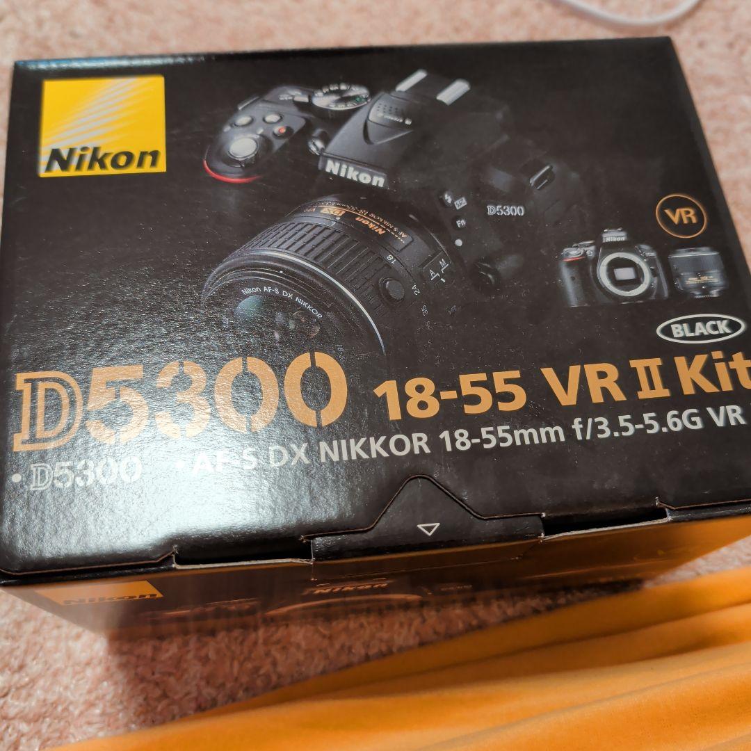 ズ*ん様 Nikon D5300 デジタル一眼レフカメラ 本体とレンズ付き