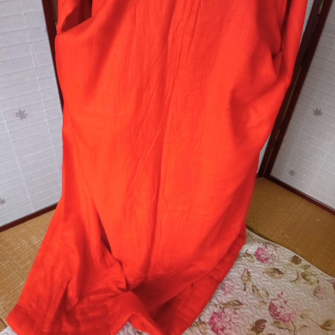 4935レア！朱色アンティーク　五つ紋付き　中着　振袖　お引き摺り　婚礼衣装