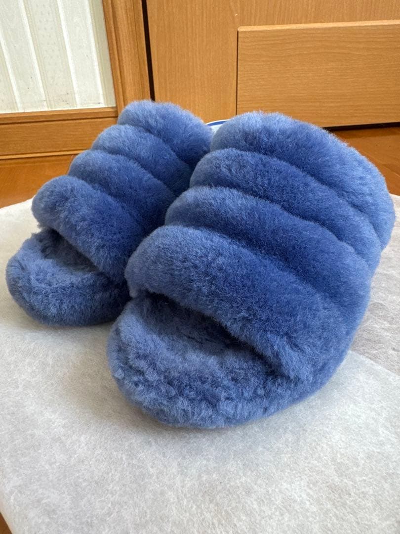 美品UGG Fluff Yeah Slide スリッパ ブルー アグ 24cm