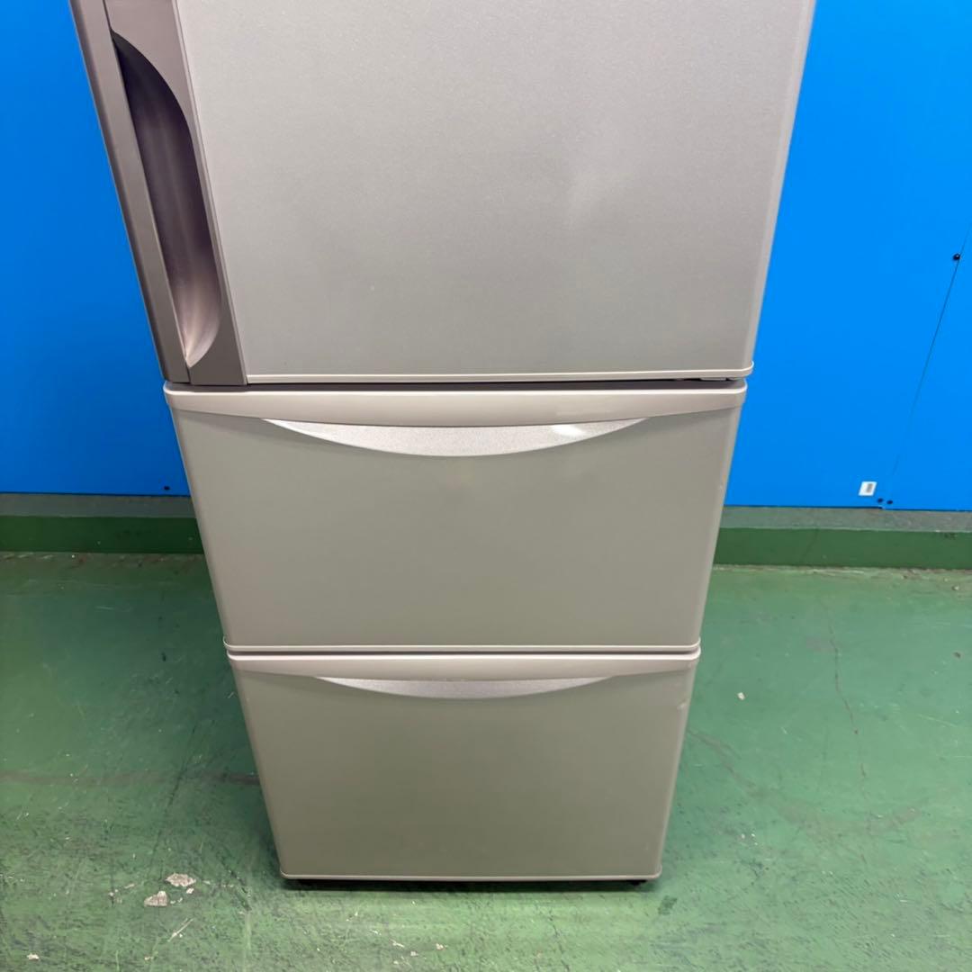 718 日立　ファミリー向け　大型冷蔵庫　自動製氷機付　300L強 極美品　格安