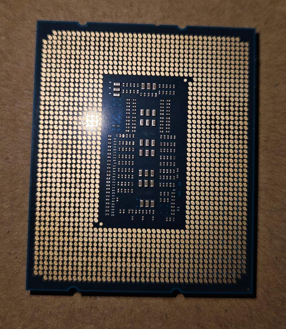 Intel Core i7-13700F CPU　ジャンク品