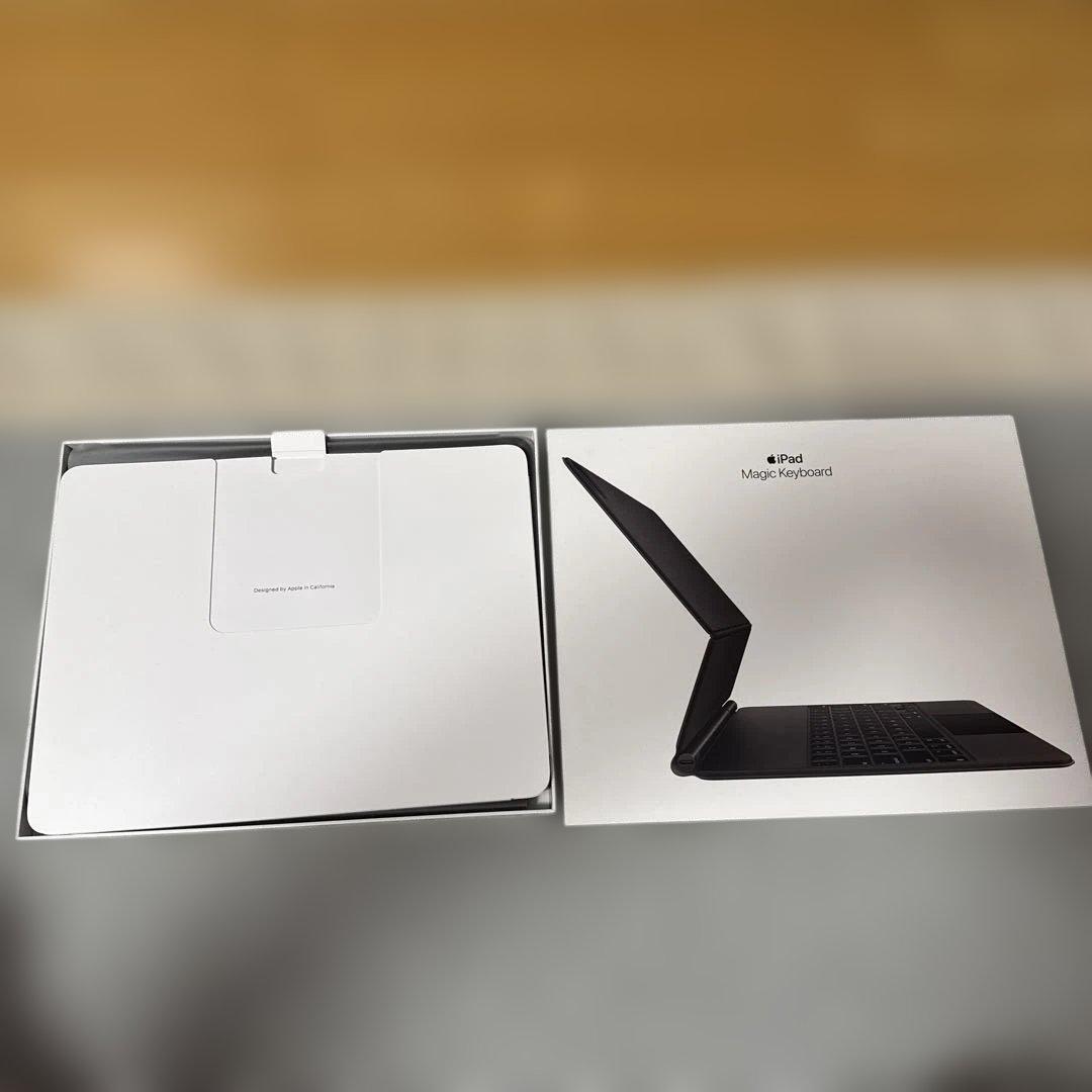 Magic Keyboard 第4世代iPad Pro12.9インチ用　タイ語