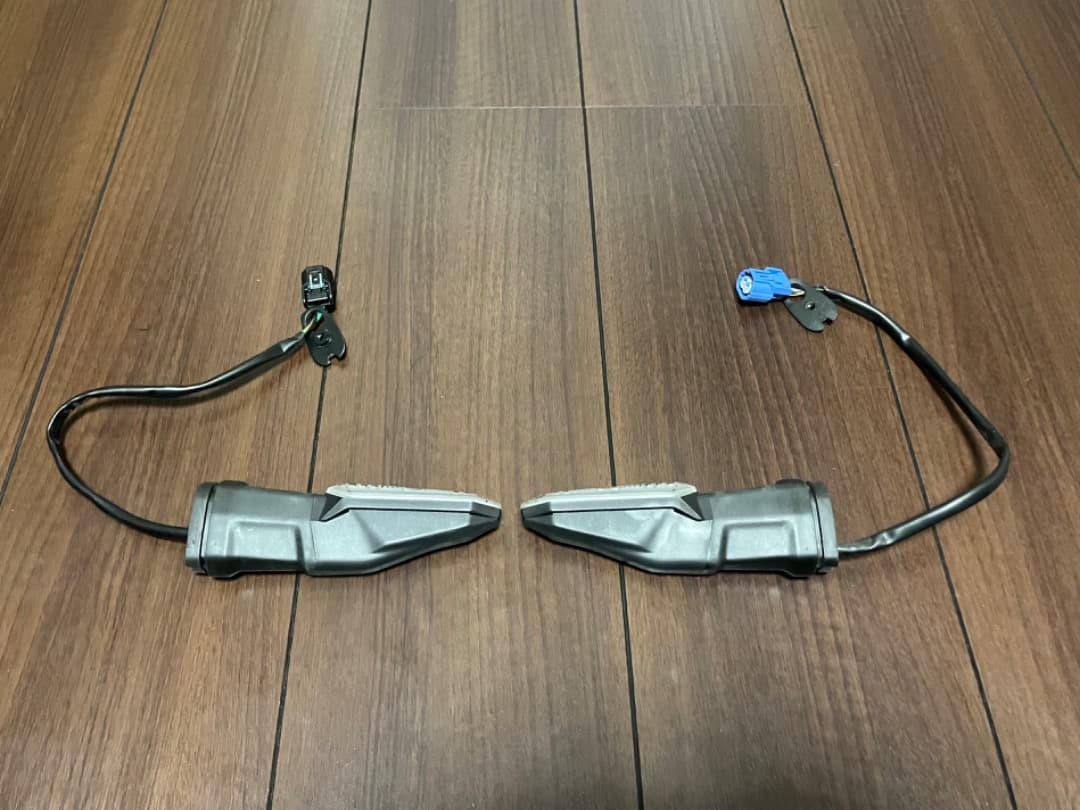Z900RS純正テール回り&ウインカー
