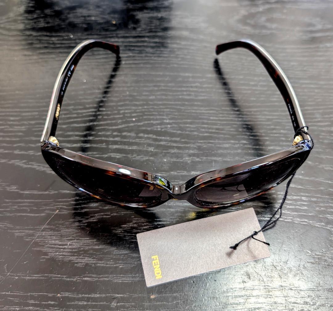 FENDI レディス　サングラス　FS5305A　ズッカ柄(新品未使用)